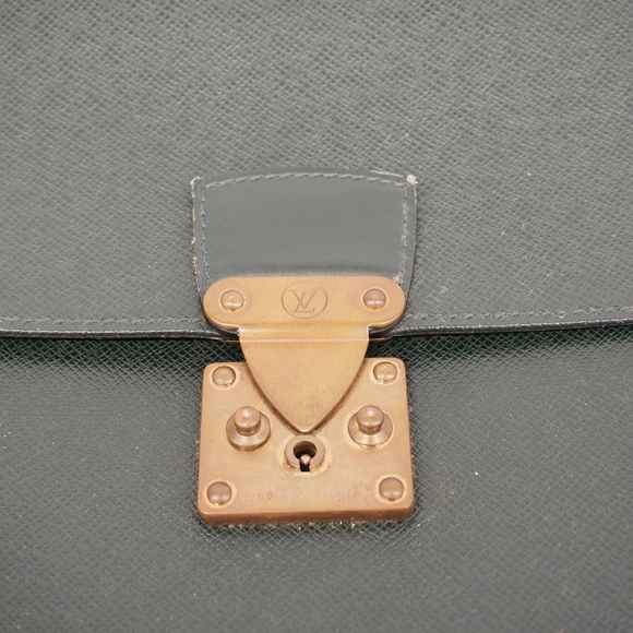 Auth Louis Vuitton Taiga Moskova M30034 Men's Briefcase Episea - Picture 14 of 16